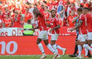 Internacional x Cruzeiro - Colorado estreia em casa e Raposa quer 100%