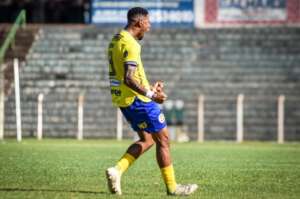 Taquaritinga 0 x 3 Araçatuba - Canário reage e avança às semifinais