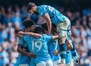 INGLÊS: City começa mal, mas vira e goleia o Crystal Palace