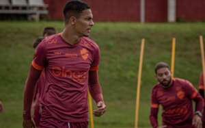 Vila Nova x Paysandu - Times buscam recuperação após estreia ruim