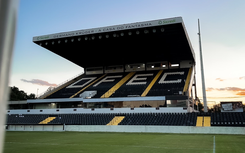 Estádio Germano Kruger, palco para Operário x Paysandu