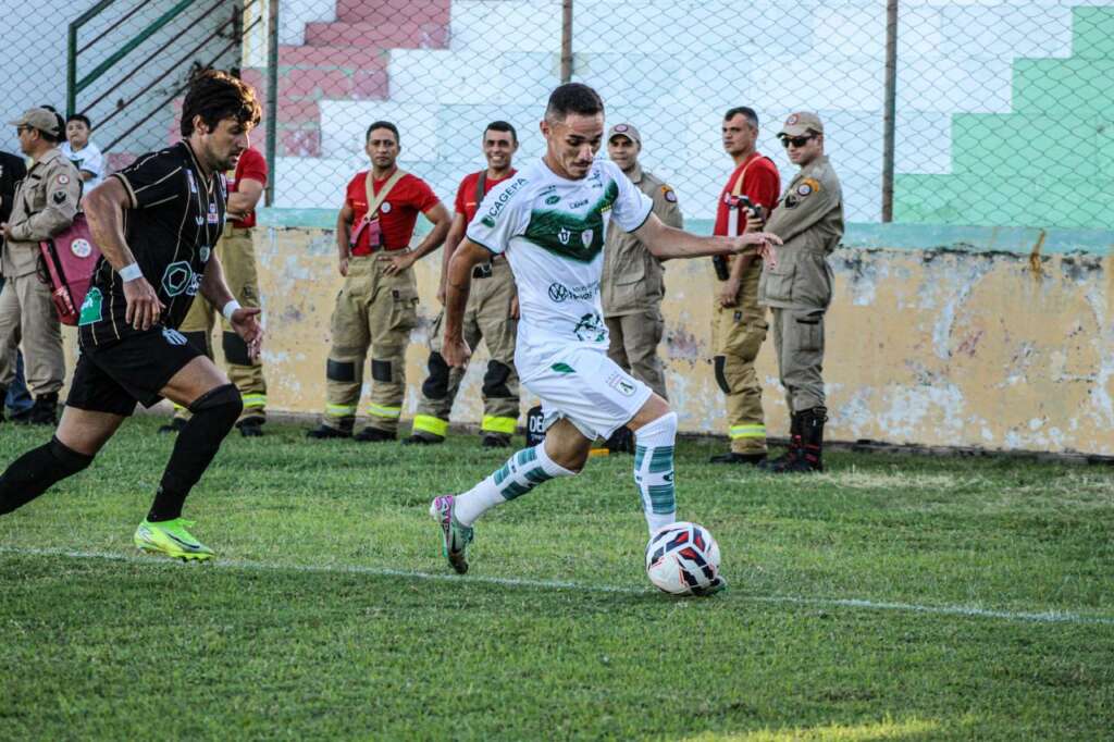 Sousa-PB 0 x 0 Central-PE - Nada de gols no Marizão 3 Sousa PB e Central PE empatam na Serie D 1