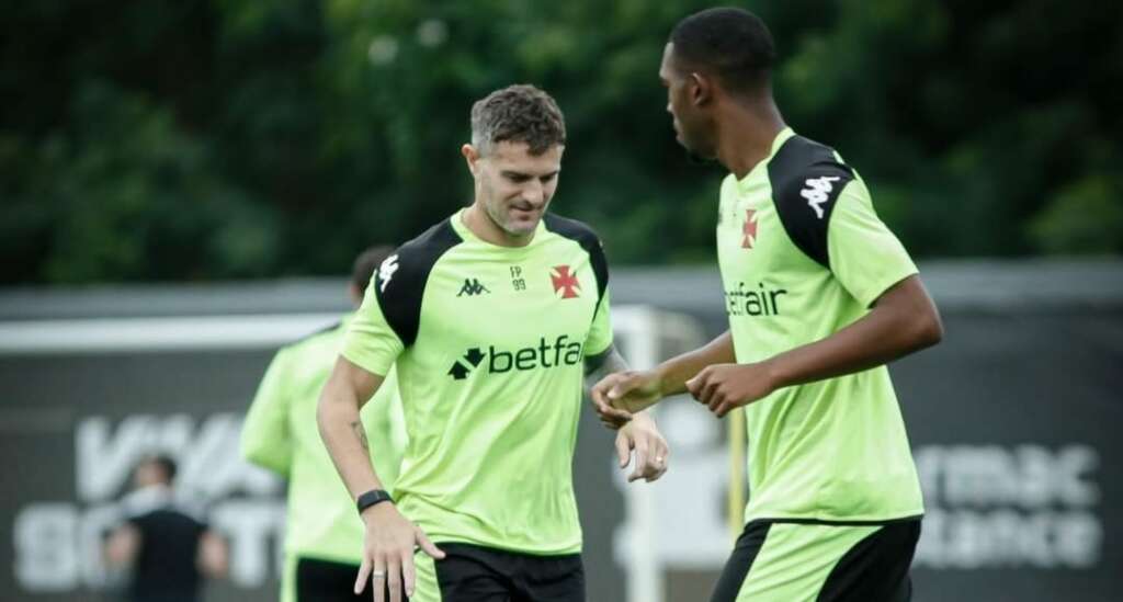 Cruzeiro x Vasco - Clubes chegam pressionados no Brasileirão 2 VEGETTI 1