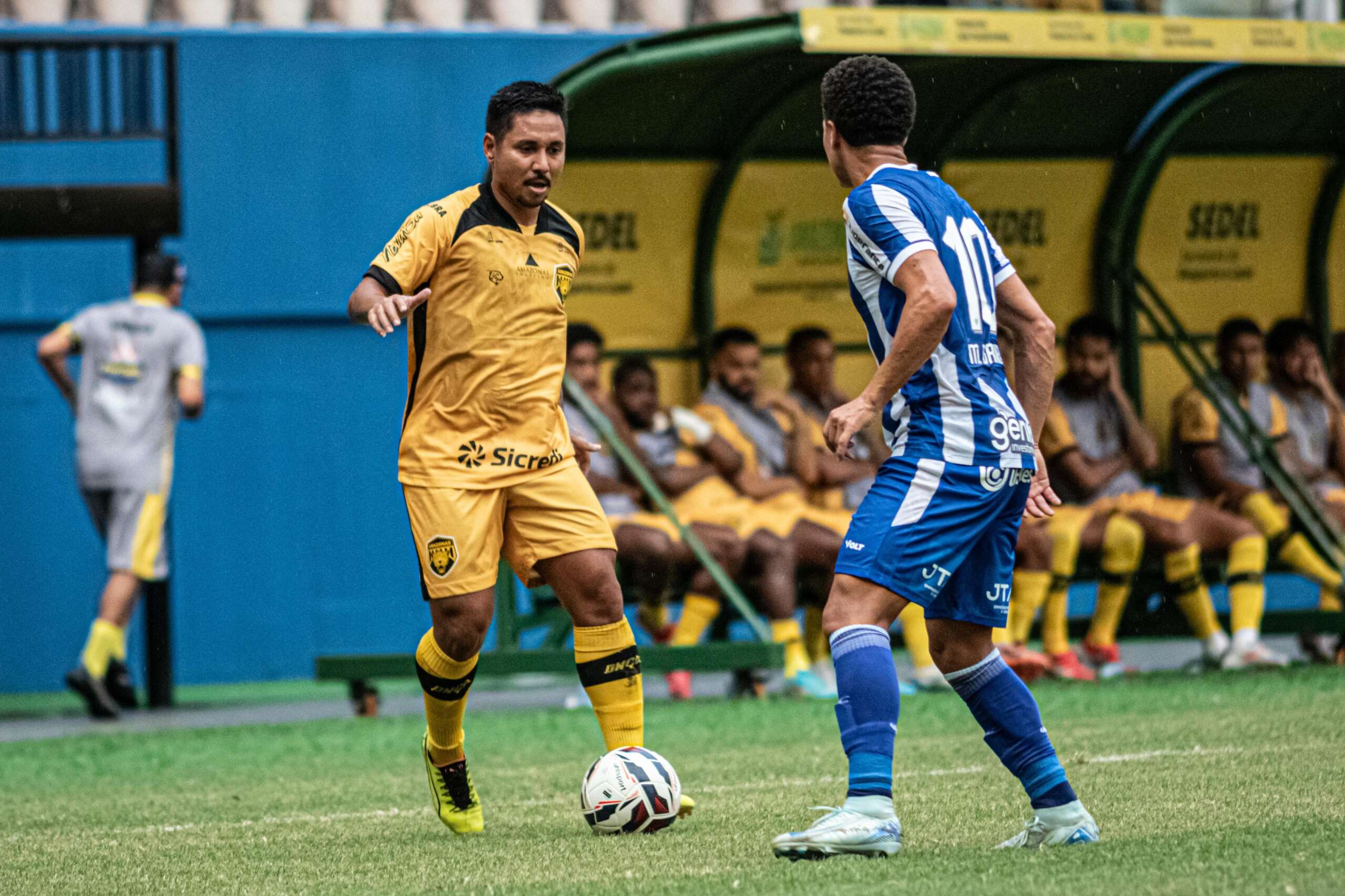 Amazonas 0 x 2 Avaí - Leão da Ilha vence fora de casa 1 Amazonas 0 x 2 Avaí - Leão da Ilha vence fora de casa (Foto: João Normando/AMFC)