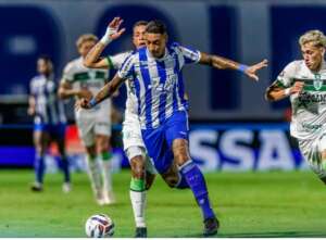 Avaí 3 x 0 América-MG - Eficiente, Leão é líder da Série B