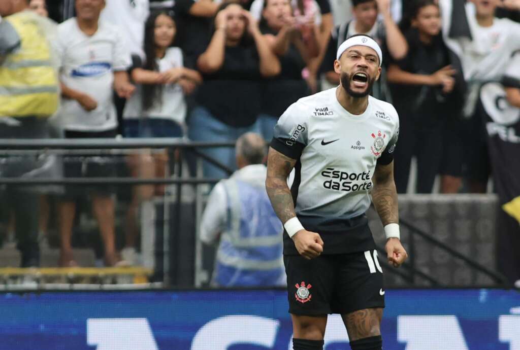 BRASILEIRÃO: Memphis Depay dá show e clássicos terminam empatados