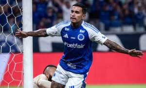 Cruzeiro libera Dudu dos treinos e deve definir futuro em breve