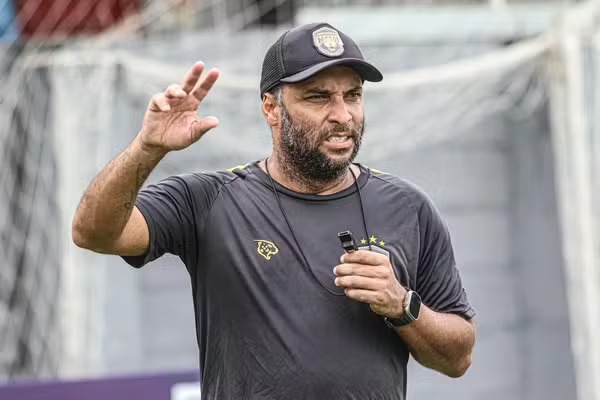 Ibson reconhece atuação ruim Amazonas