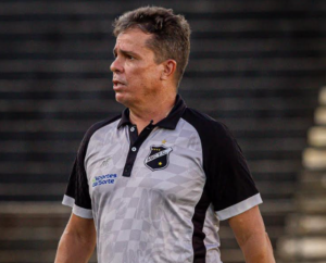 Com novo projeto, Evaristo Piza foca na estreia do ABC na Série C