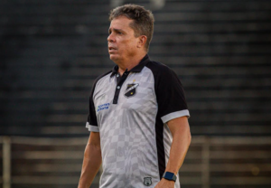 Série C: Evaristo Piza lamenta gol de empate no final de jogo diante do São Bernardo