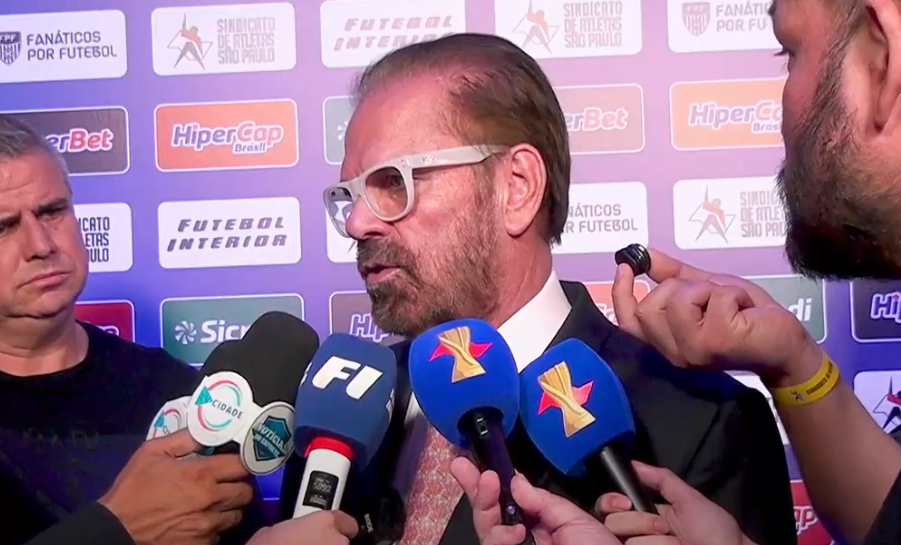 Presidente da FPF fala sobre a arbitragem na premiação das Séries A2 e A3