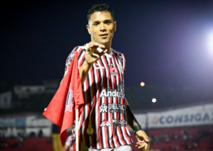 Paulista 3 x 0 Nacional - Galo goleia e garante o acesso