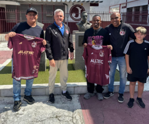 Pai de Endrick prestigia o amistoso da base do Juventus