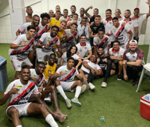 Ferroviário-CE 3 x 1 Santa Cruz-RN - Tubarão vence a 1ª na Série D