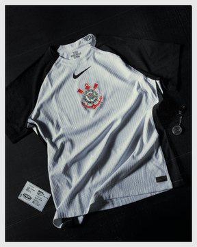 Corinthians lança uniformes em homenagem ao Mundial de 2000 após provocar Palmeiras 2 Imagem