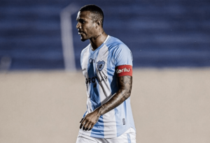 Zagueiro chega ao Náutico para mais uma temporada na Série C