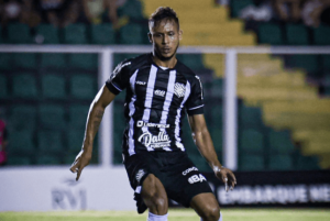 Figueirense joga fora de casa após empate na estreia da Série C