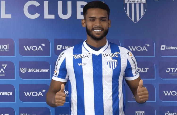 Avaí ganha reforço na lateral e tenta manter invencibilidade na Série B