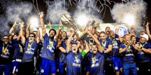 Confiança expõe troféus dos títulos do Sergipano 2024 e 2025