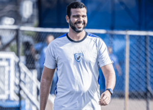 Londrina efetiva treinador das categorias de base