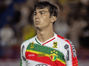 Meia do Brusque avalia início invicto na Série C: 