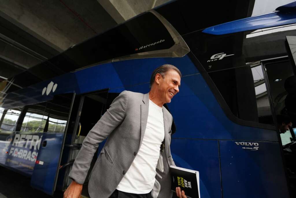 Milton Mendes vê Retrô mesclando bem experiência e juventude na Série C