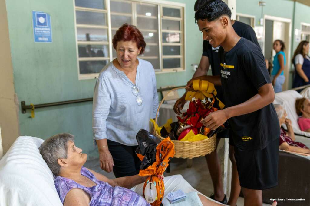 Base do Novorizontino festeja a Páscoa com crianças e para o Lar de Velhice 2 pascoa 25 scaled 1