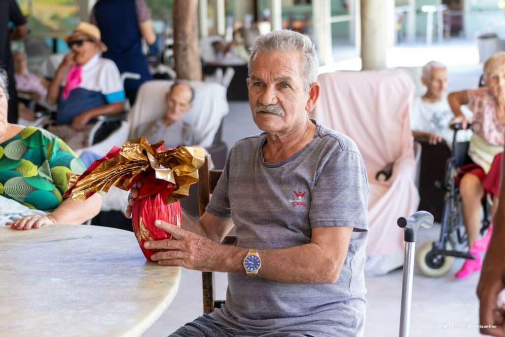 Base do Novorizontino festeja a Páscoa com crianças e para o Lar de Velhice 3 pascoa 28 scaled 1
