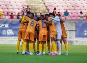 Retrô x Figueirense - Duelo por primeira vitória na Série C