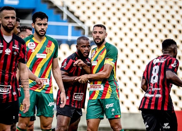 Sampaio Corrêa empata Moto Club Maranhense