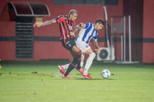 Técnico do Vitória minimiza derrota na Copa Sul-Americana: 