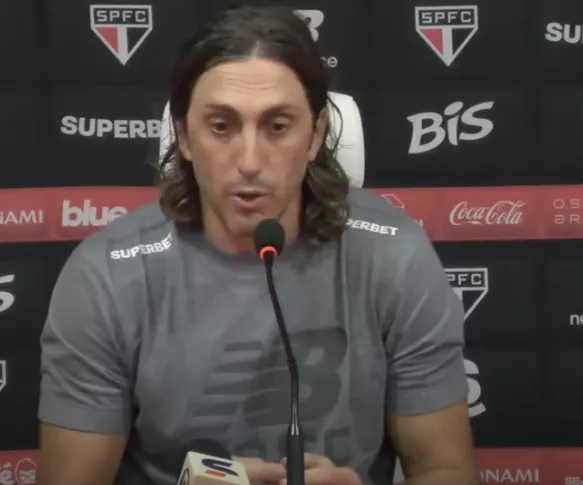 Zubeldía aponta São Paulo sem priorizar competição: 'Vamos tentar tudo'