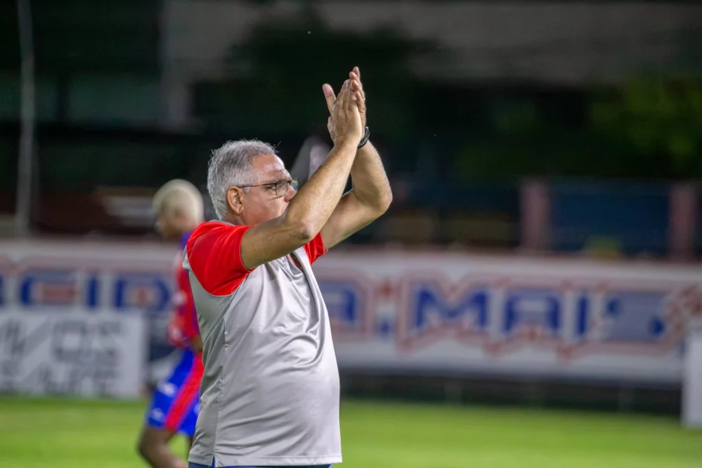 Sob o comando de Waguinho Dias, Marcílio Dias embala e sonha com avanço na Série D