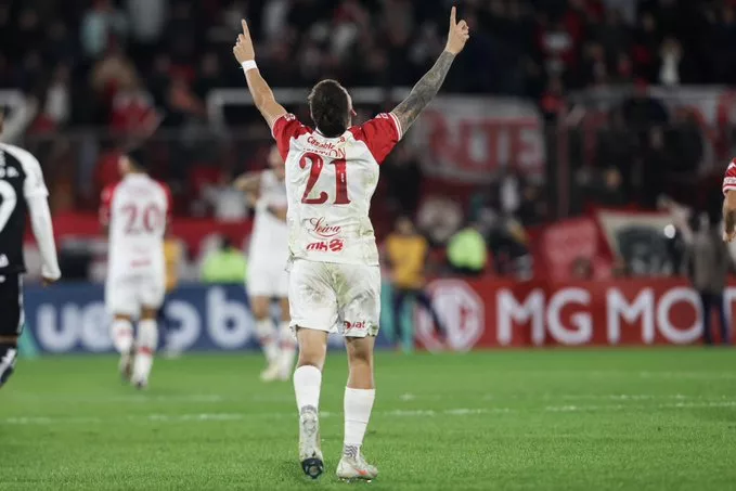 Huracán-ARG 1 x 0 Corinthians - Timão joga mal, dá azar e está eliminado 2 2slOZb68 1 2