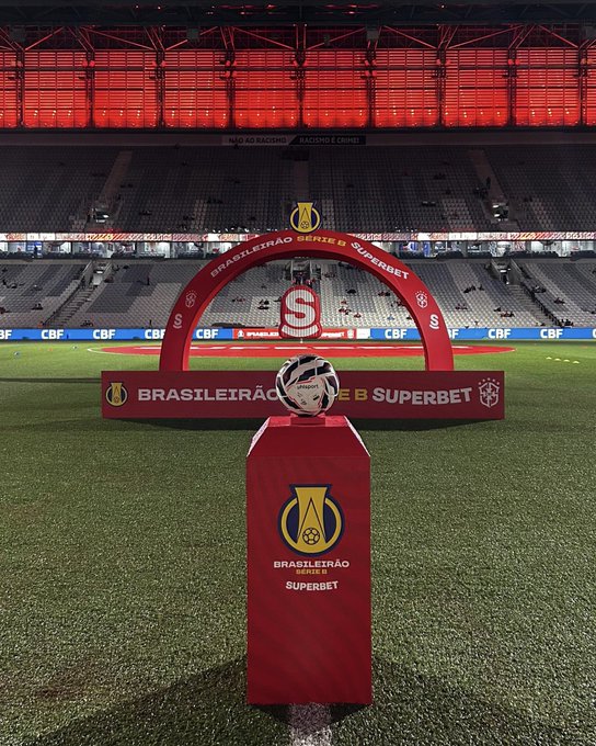 Athletico-PR 1 x 1 Chapecoense - Furacão empata no fim, mas chega ao 3º jogo sem vitória 4 3 1