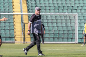 Figueirense x Caxias - Pintado reestreia no Figueira