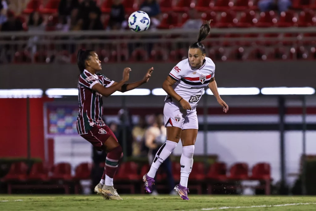 BRASILEIRO FEMININO: Com um a menos, São Paulo empata sem gols com o Fluminense
