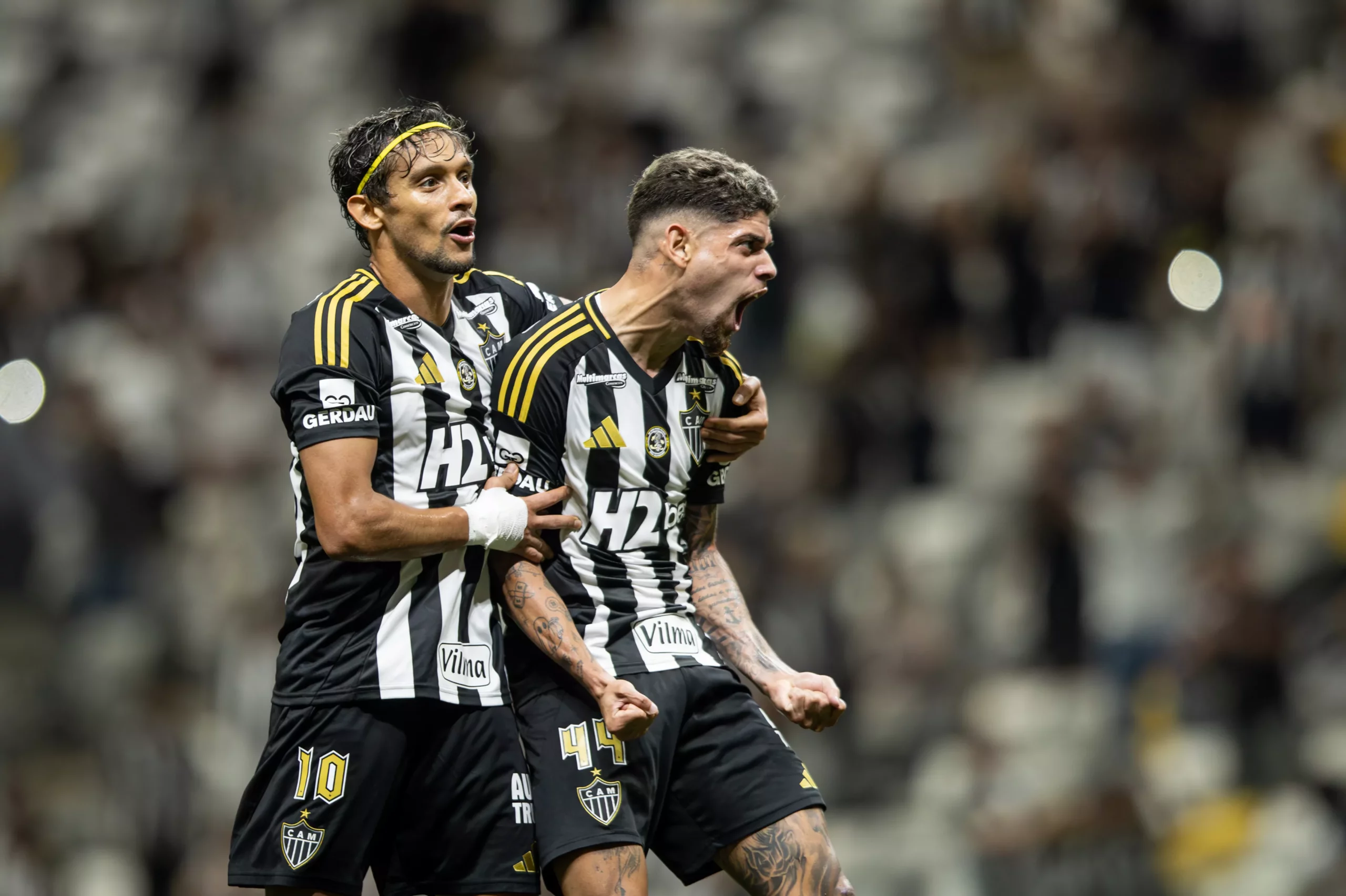 Atlético-MG vence o Fluminense de virada