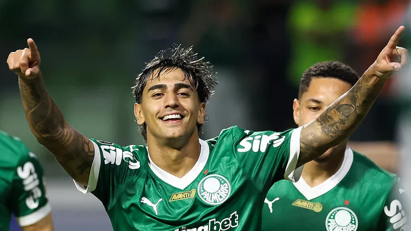 Facundo Torres festeja gol e exalta ‘fome’ do Palmeiras: ‘Vamos brigar por tudo este ano’