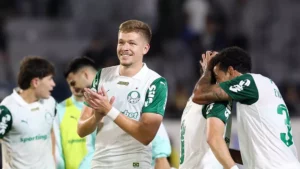 Palmeiras embala após vice para o Corinthians e tem duelo decisivo com Flamengo no Brasileirão