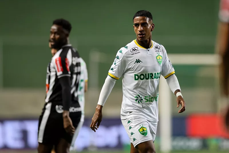 SÉRIE B: Goiás vence clássico e segue isolado; Coritiba e Cuiabá também vencem 2 54558097317 61c989a630 c
