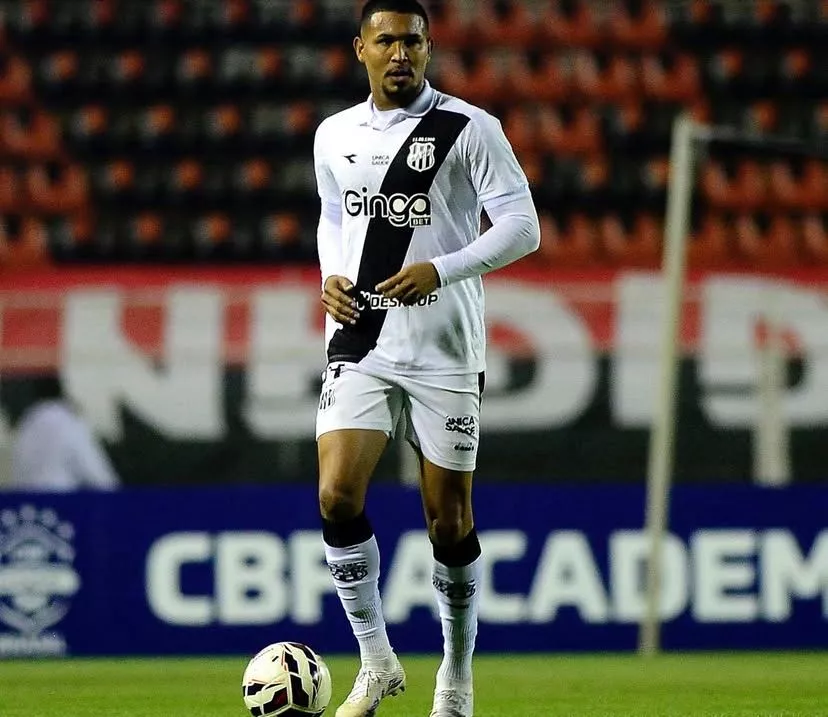 Wanderson comemora 1º gol e cita ex-técnico da Ponte Preta: 'Devo muito a ele'