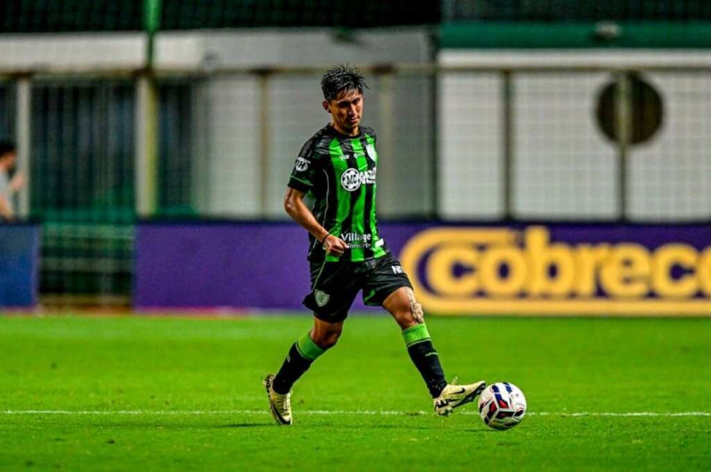 Jogador do Santos, emprestado ao América-MG, é preso por injúria racial