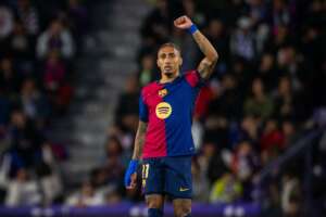 Barcelona vira contra o Valladolid e joga pressão no Real