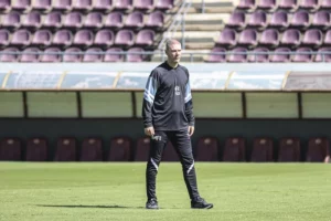 Série B: Bergantin destaca poder de reação da Ferroviária após empate