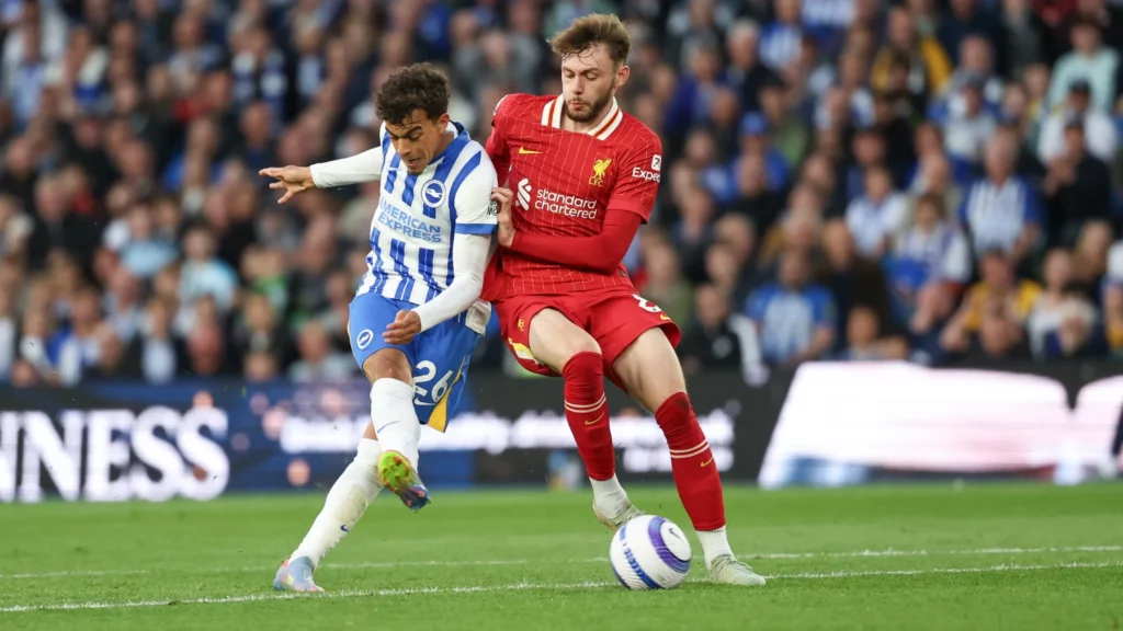Liverpool sai na frente, mas vacila no 2º tempo e perde de virada para o Brighton