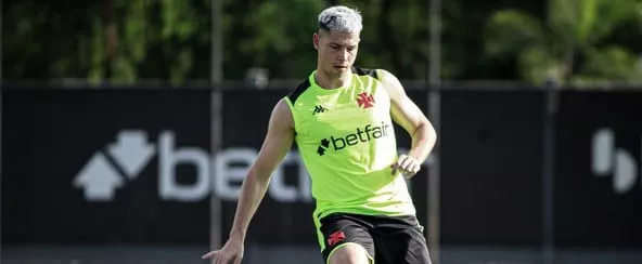Vasco comunica rescisões contratuais de Souza e Capasso