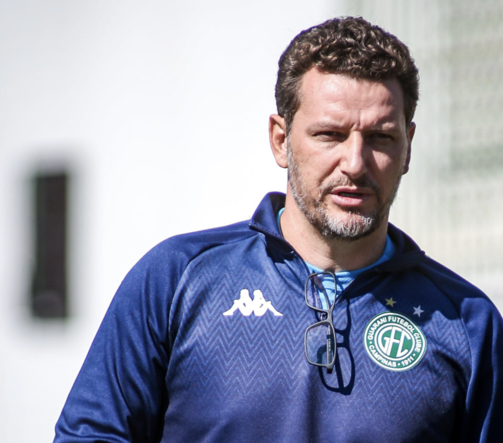 Elano, ex-Santos e seleção, volta ao Guarani para ser coordenador técnico 