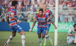 Fortaleza 5 x 0 Juventude - Tricolor atropela e volta a vencer no Brasileirão