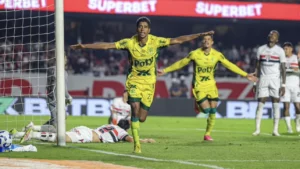 São Paulo 0 x 2 Mirassol - Leão brilha e amplia crise no rival